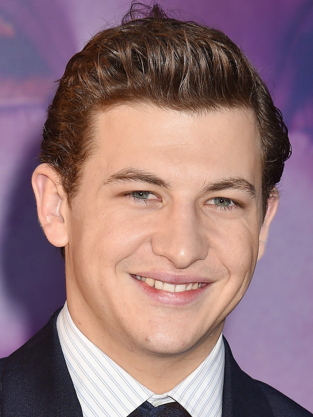 How tall is Tye Sheridan?